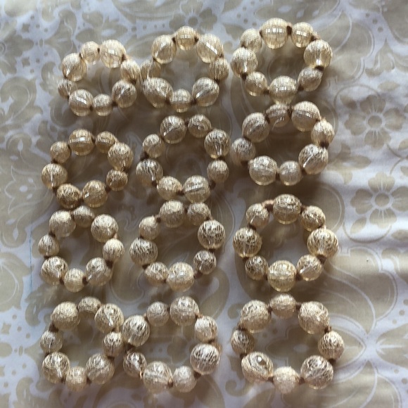 12 Beautiful napkins rings! Dress up your table! - Picture 4 of 4